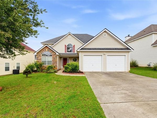 85 Dogwood Place , Covington, GA 30016
