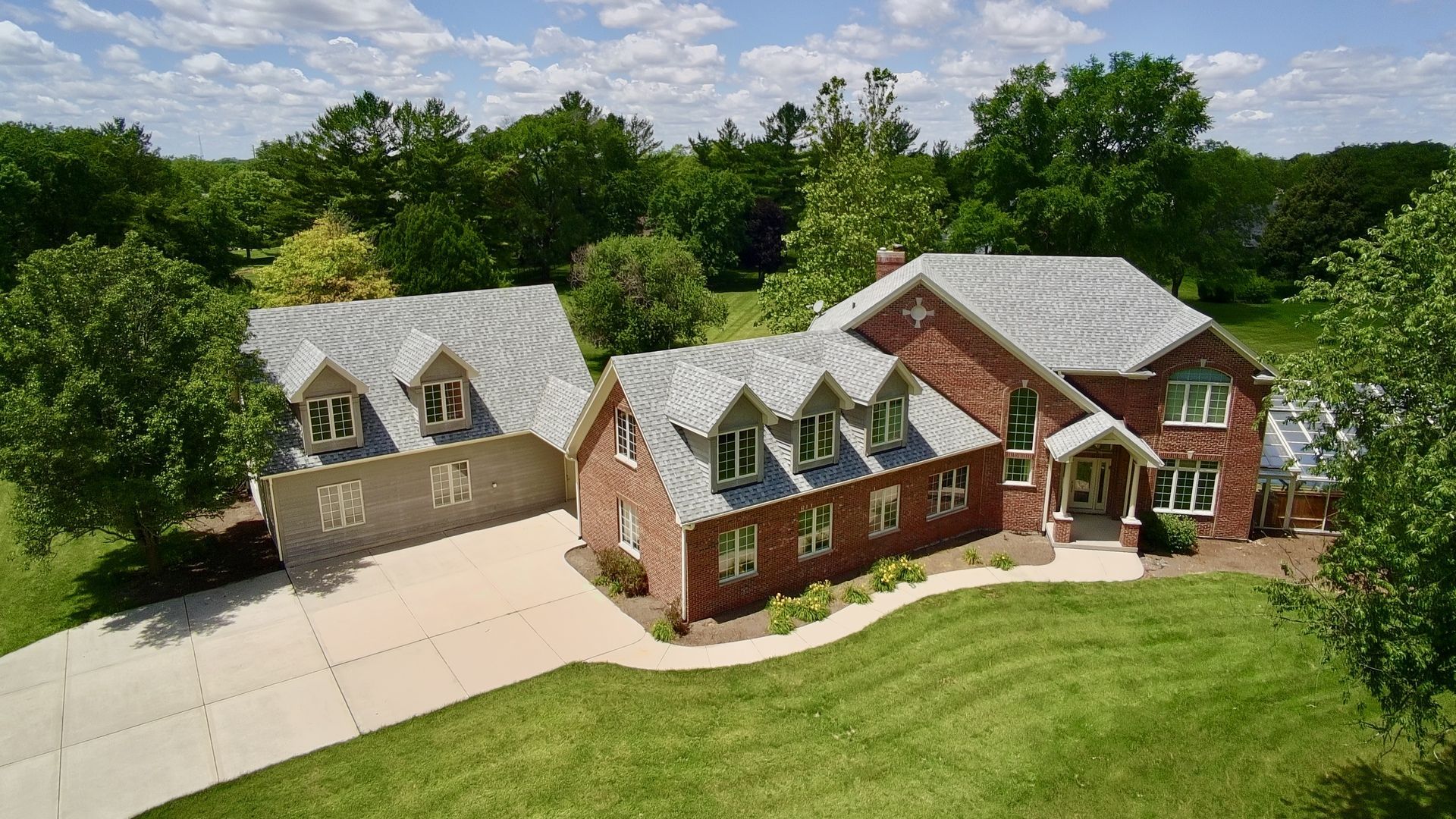 24409 W Park River Lane, Shorewood, IL 60404