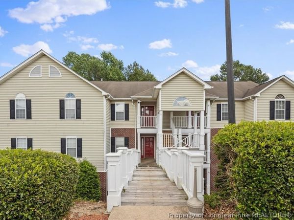 410 Bubble Creek Court, Unit 4, Fayetteville, NC 28311