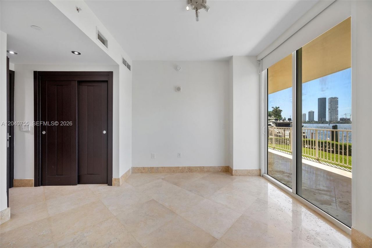 3330 NE 190th St, Unit 114, Aventura, FL 33180 Photo