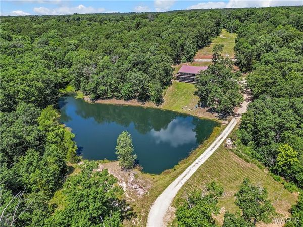 1315 Highway E, Hermann, MO 65041
