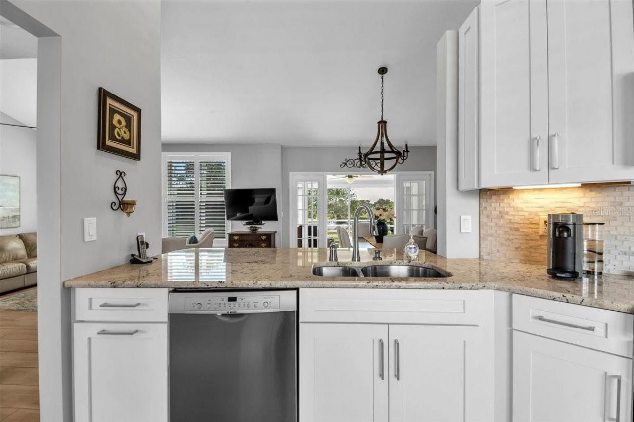 4220 Pinebrook Circle, Unit 11, Bradenton, FL 34209 Photo