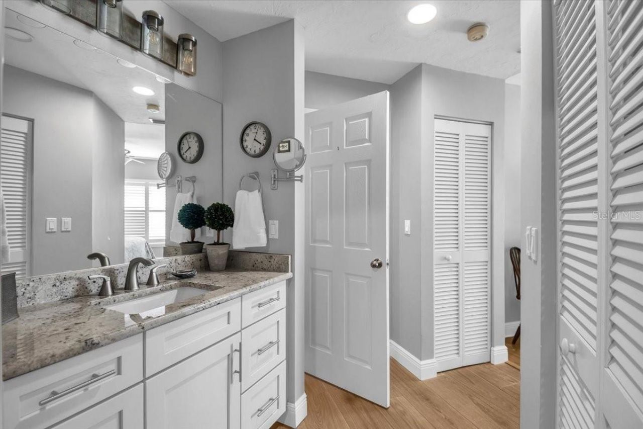 4220 Pinebrook Circle, Unit 11, Bradenton, FL 34209 Photo