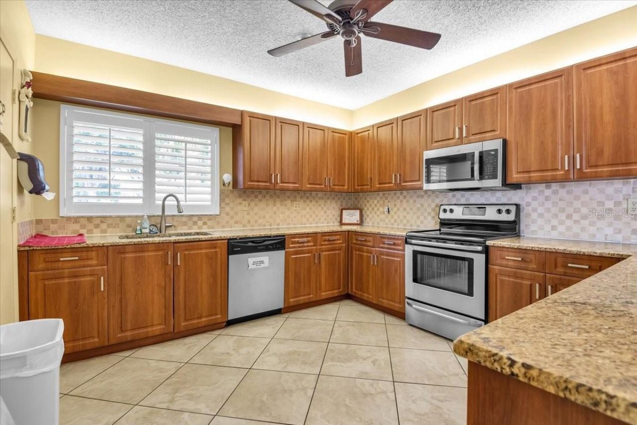 4220 Pinebrook Circle, Unit 11, Bradenton, FL 34209 Photo
