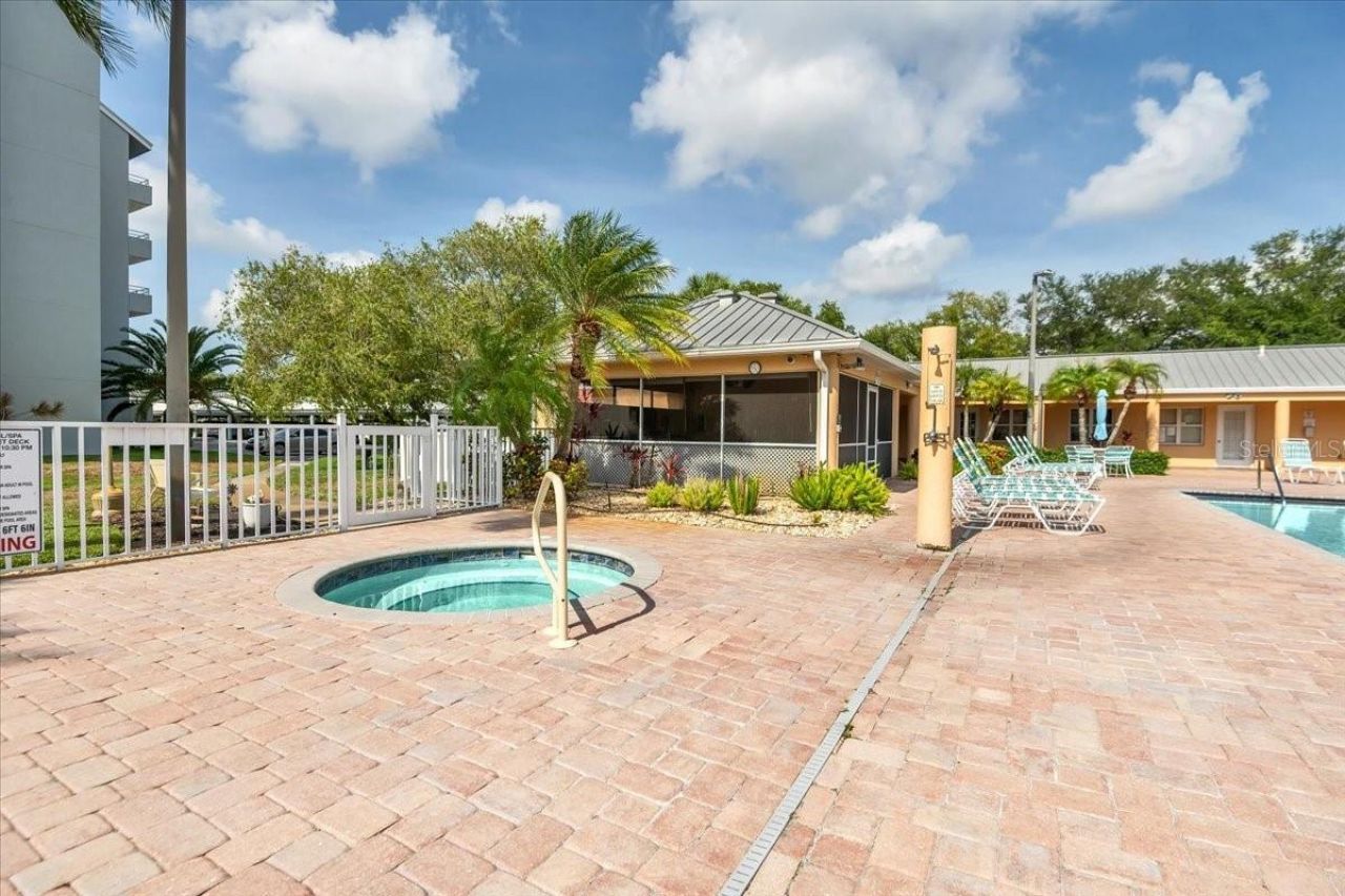 4220 Pinebrook Circle, Unit 11, Bradenton, FL 34209 Photo