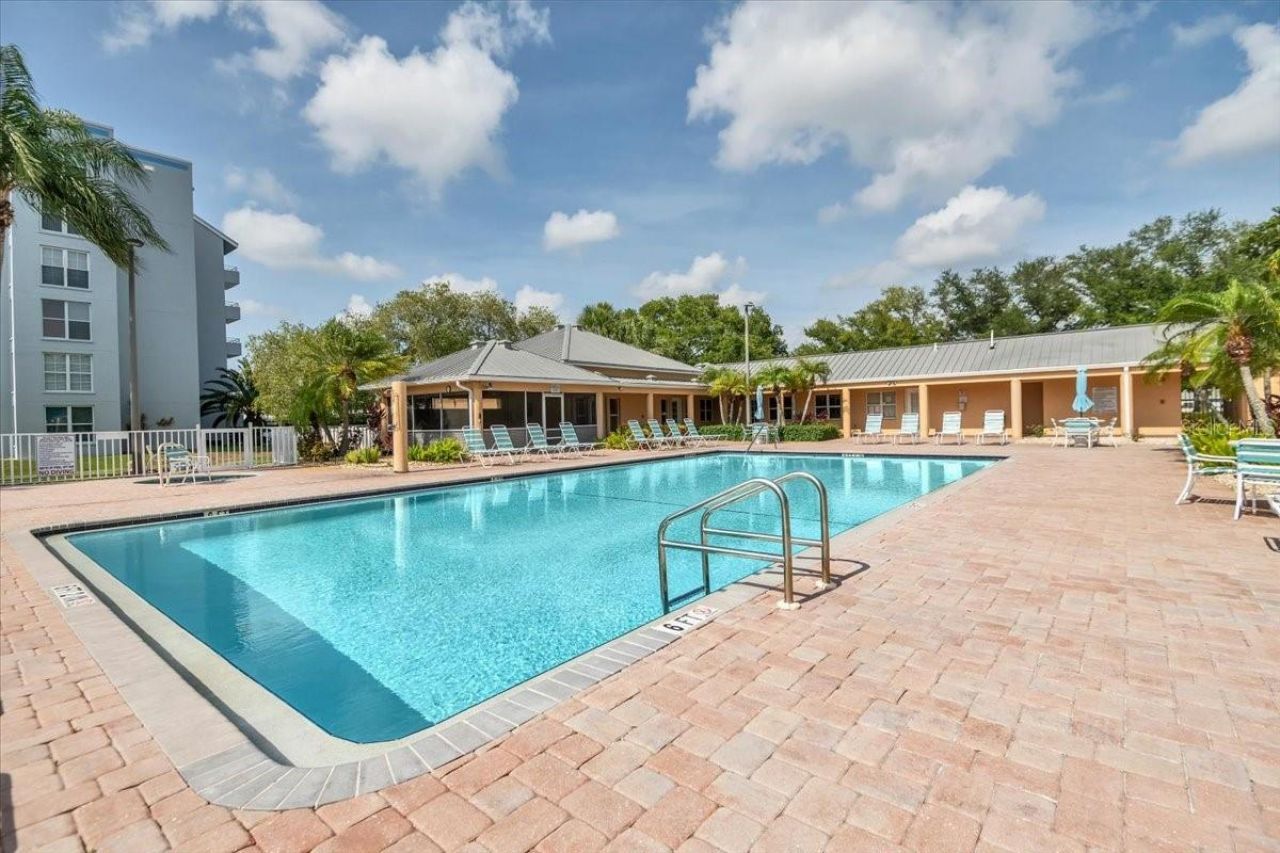 4220 Pinebrook Circle, Unit 11, Bradenton, FL 34209 Photo