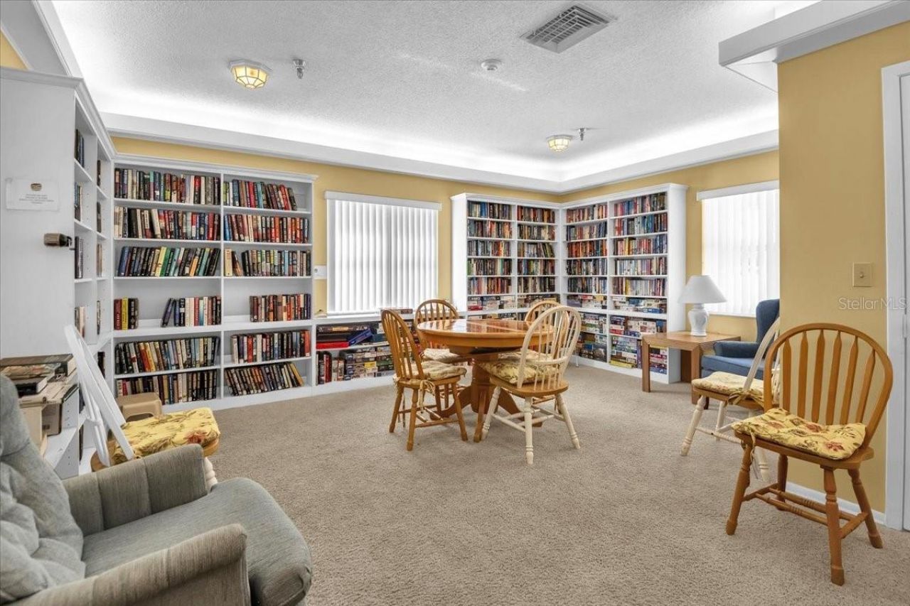 4220 Pinebrook Circle, Unit 11, Bradenton, FL 34209 Photo