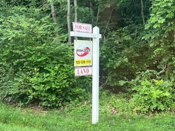 32 CEDAR DRIVE, STERLING, VA 20164