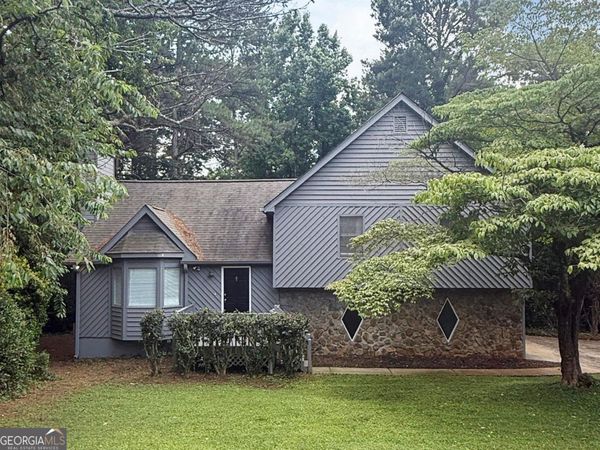 105 Arbour Run, Suwanee, GA 30024
