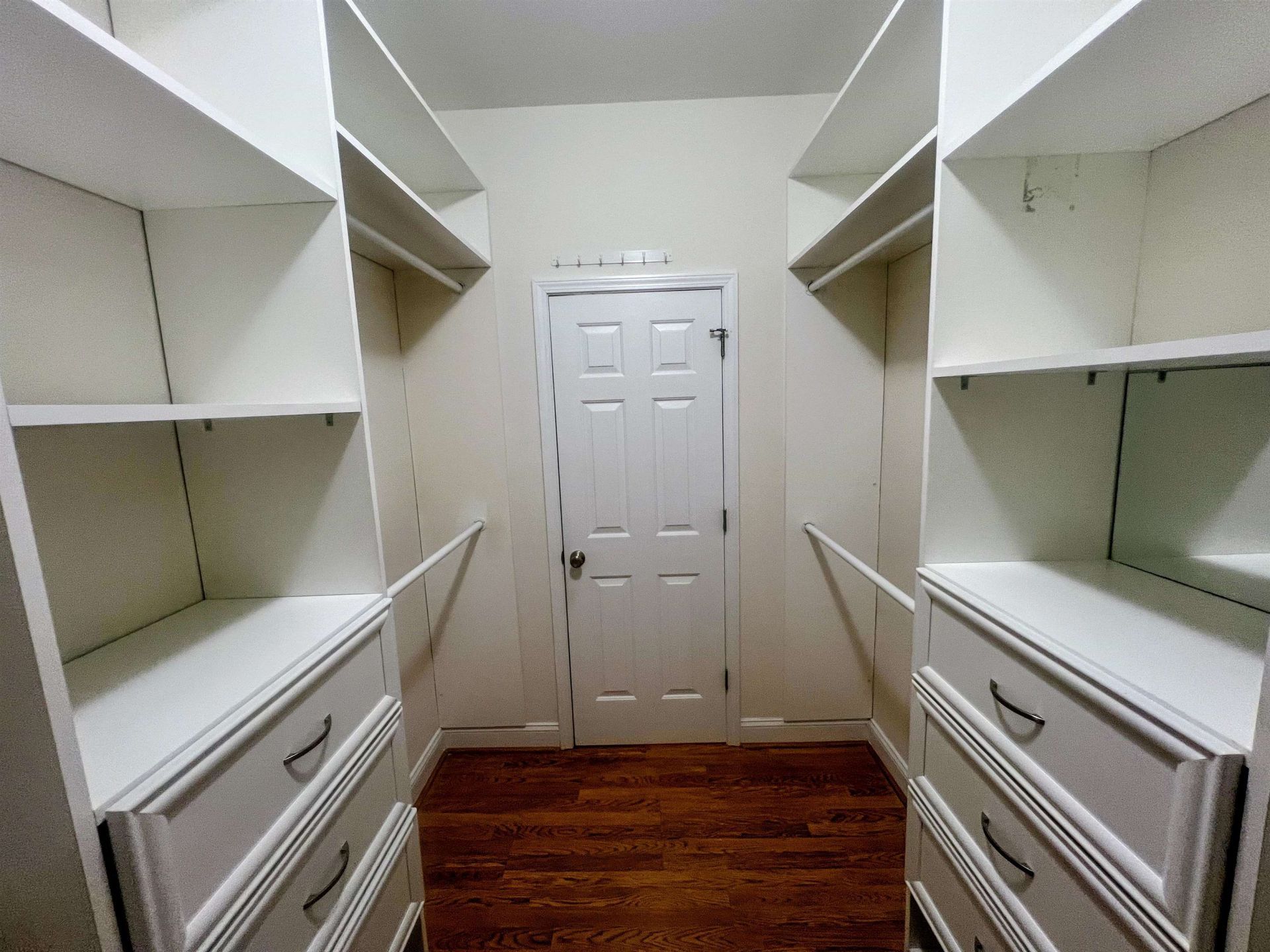 251 Colby Ct.  Photo 10