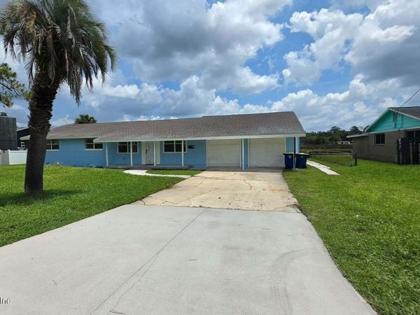 2325 RIBAULT SCENIC Drive, Jacksonville, FL 32208