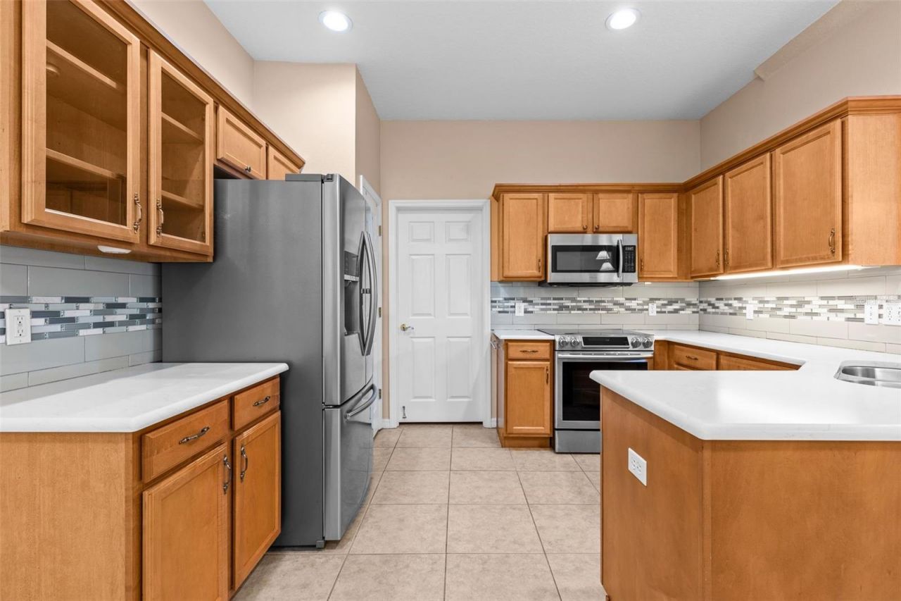 3350 Covered Bridge Drive W, Dunedin, FL 34698 Photo