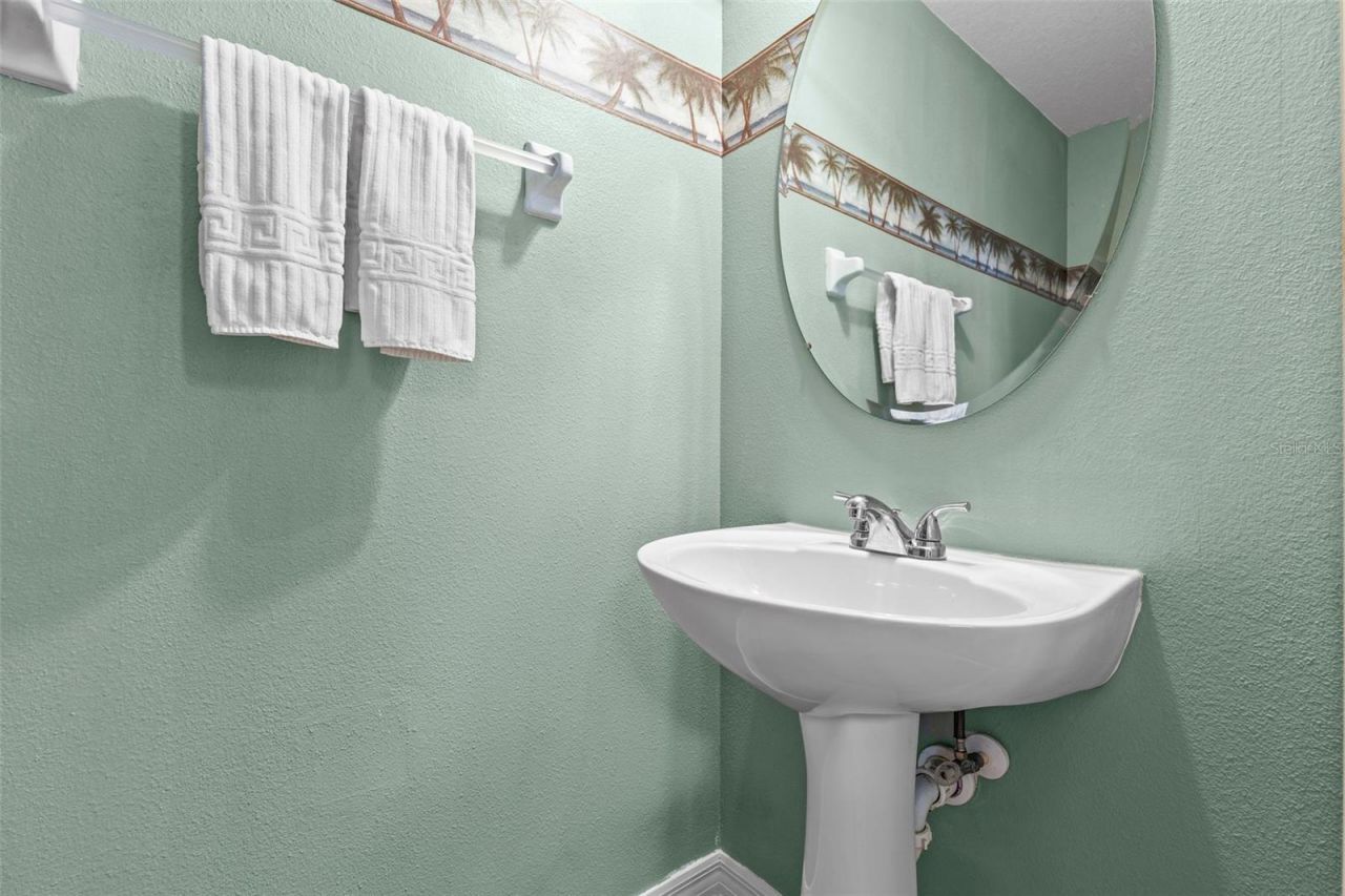 3350 Covered Bridge Drive W, Dunedin, FL 34698 Photo
