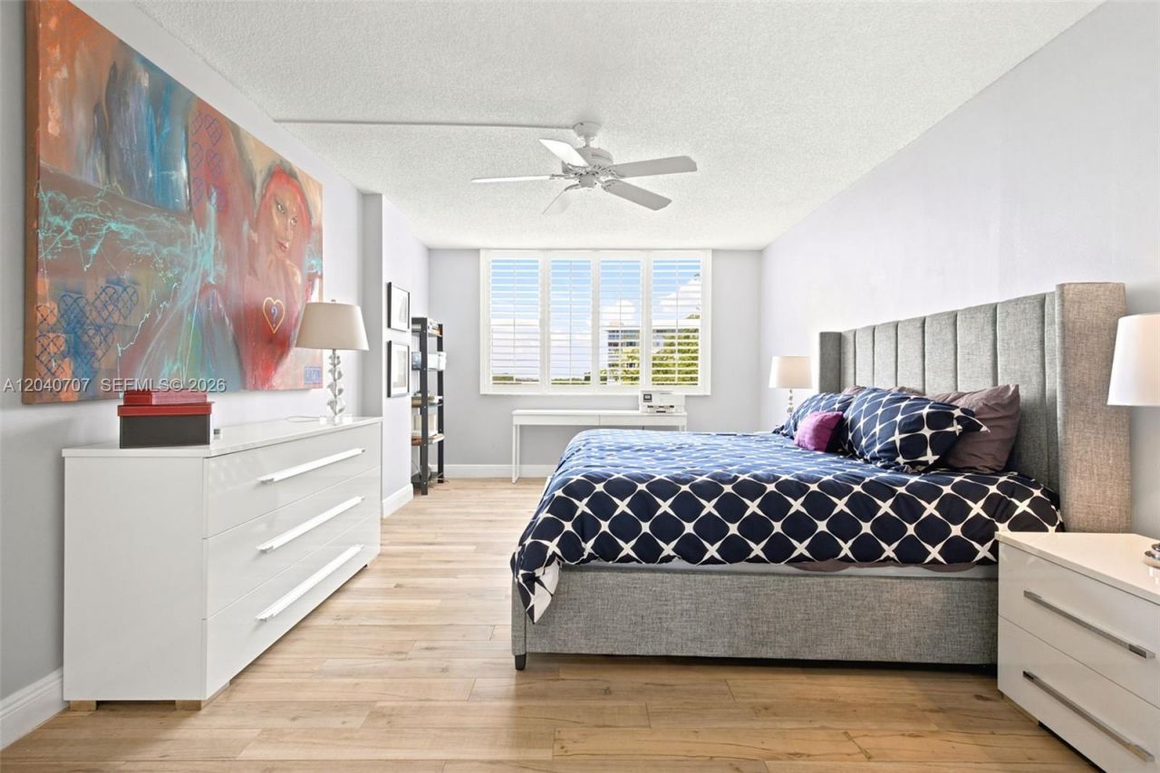 4350 Hillcrest Dr , Unit 611, Hollywood, FL 33021 Photo