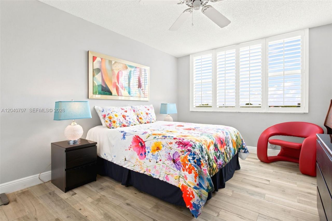 4350 Hillcrest Dr , Unit 611, Hollywood, FL 33021 Photo