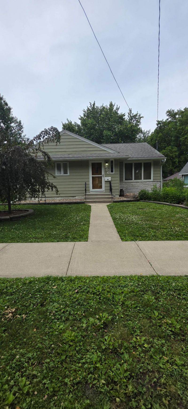 806 Lincoln Avenue , Albert Lea, MN 56007