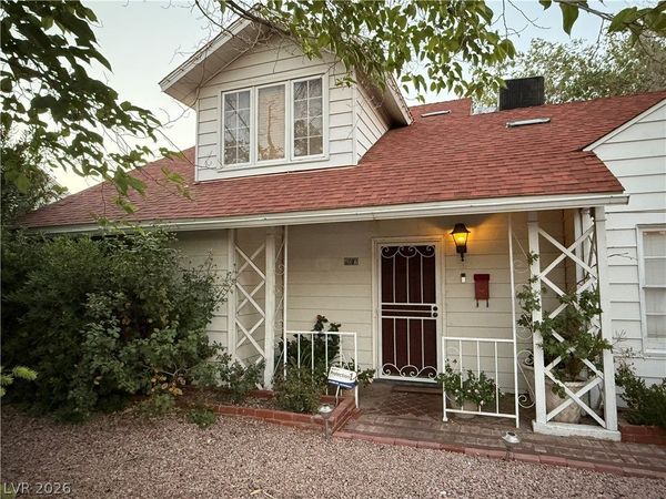 1037 Bracken Avenue , Las Vegas, NV 89104