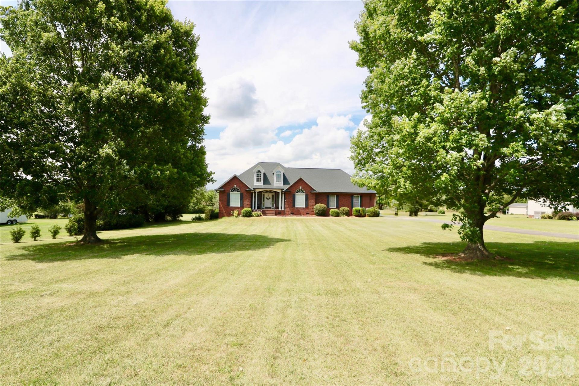 349 Murdock Road, Troutman, NC 28166 Main Photo