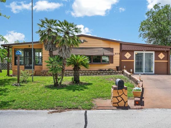 6510 NE 2ND PLACE , OCALA, FL 34470