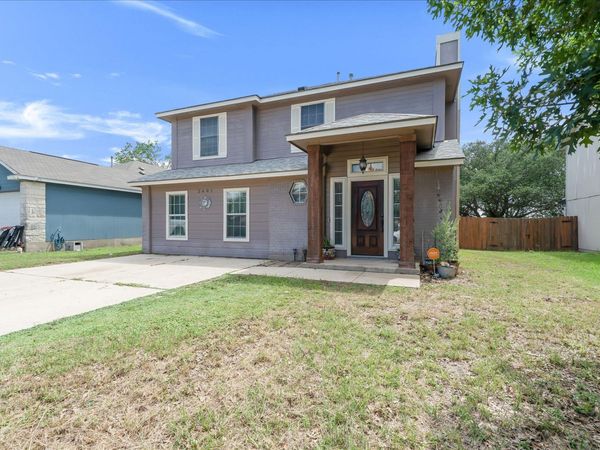 2601 Highcloud DR, Lockhart, TX 78644