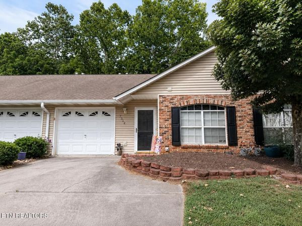 7512 Creek Song Court, Knoxville, TN 37920