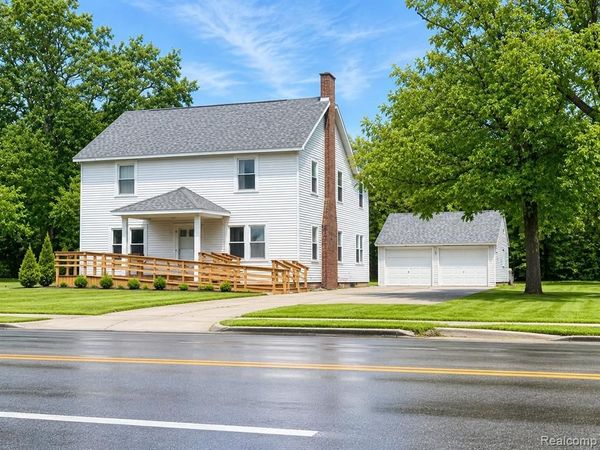 1624 Gratiot Avenue , Saginaw, MI 48602