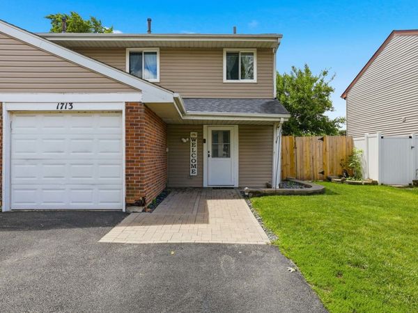 1713 Fulton Lane , Hanover Park, IL 60133