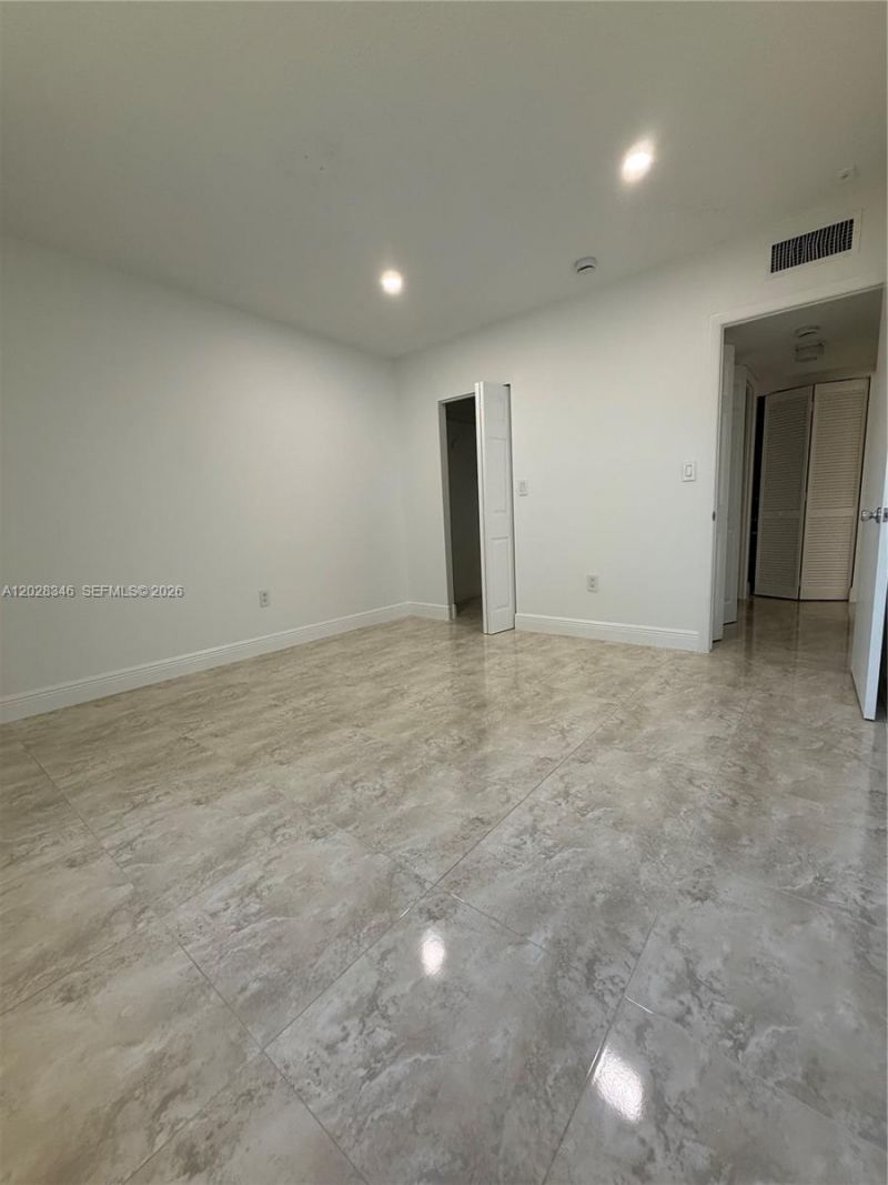 8261 SW 128th St , Unit 205, Pinecrest, FL 33156 Photo