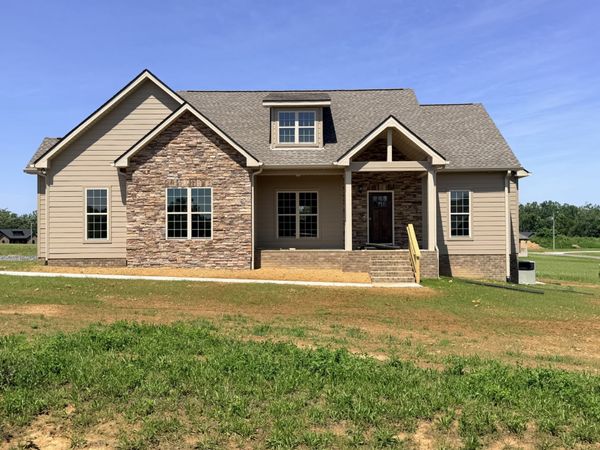 245 Makinley Dr , Lafayette, TN 37083