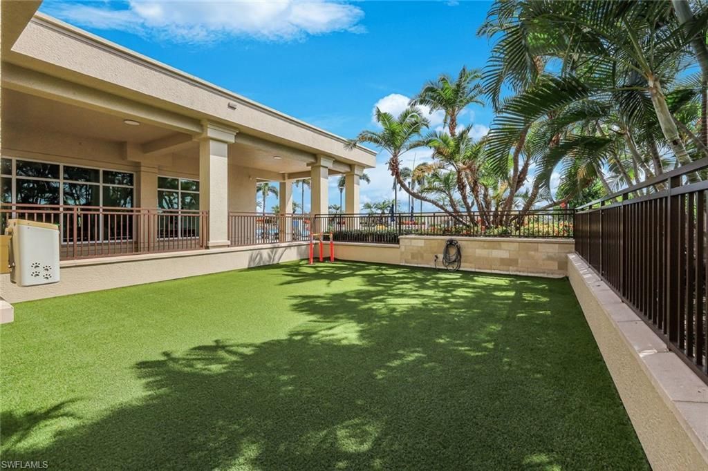 9123 Strada Pl , Unit 7201, Naples, FL 34108 Photo