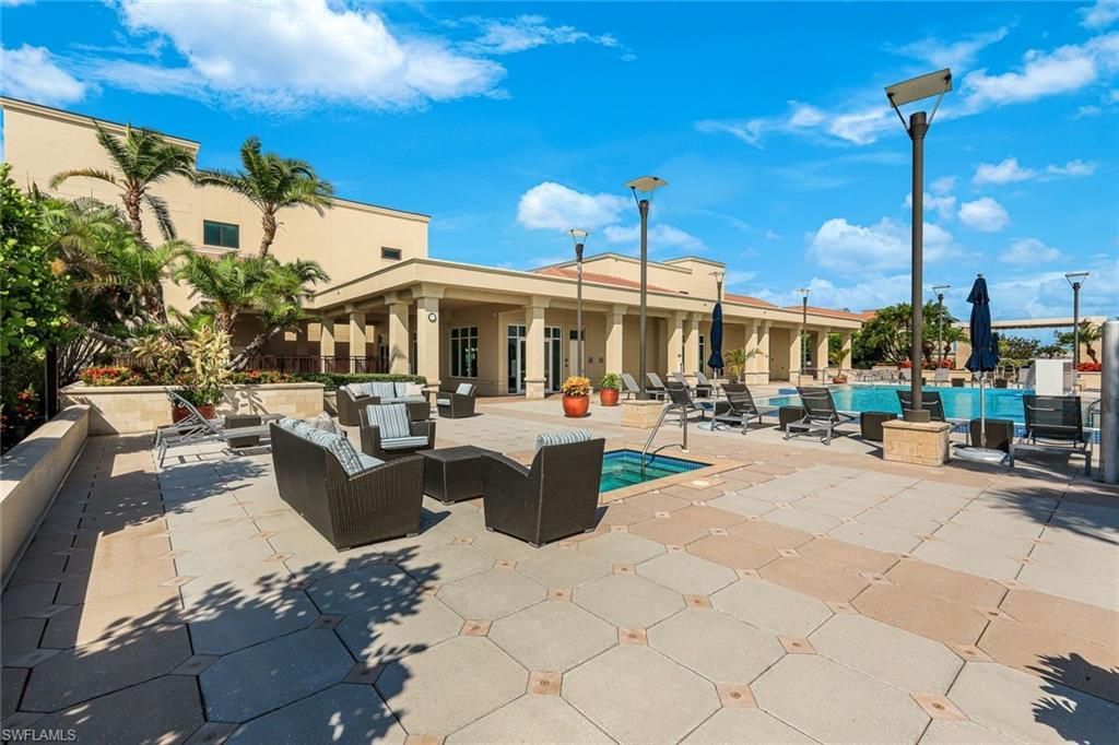 9123 Strada Pl , Unit 7201, Naples, FL 34108 Photo