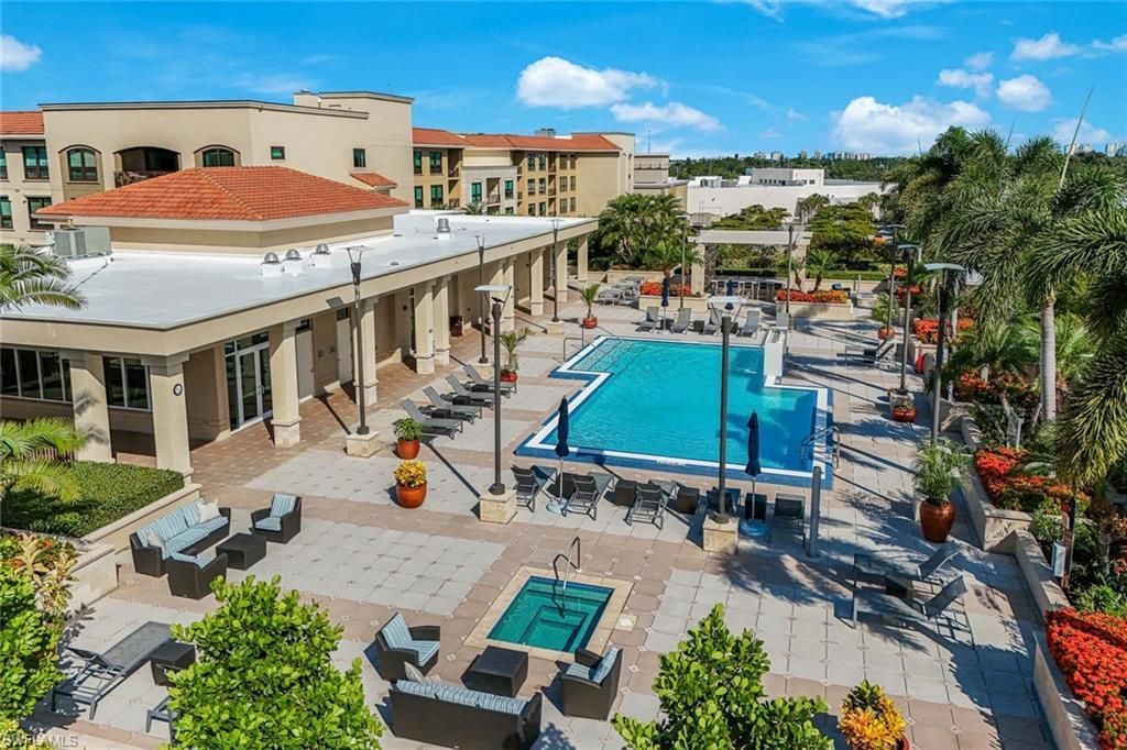 9123 Strada Pl , Unit 7201, Naples, FL 34108 Photo