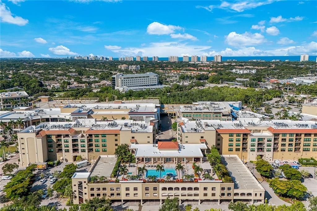 9123 Strada Pl , Unit 7201, Naples, FL 34108 Photo