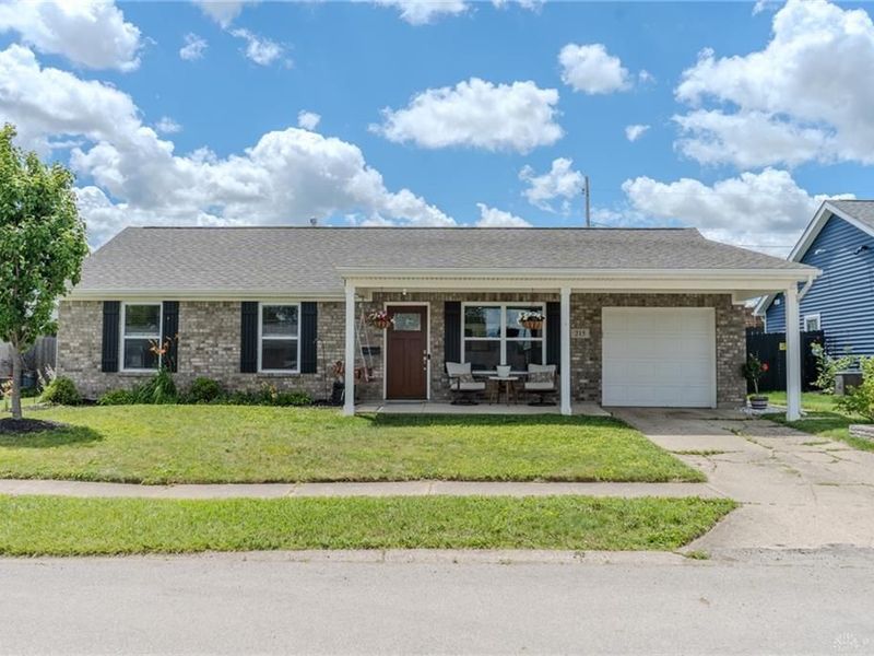 215 Crosswell Avenue, Brookville, OH 45309 Photo 2