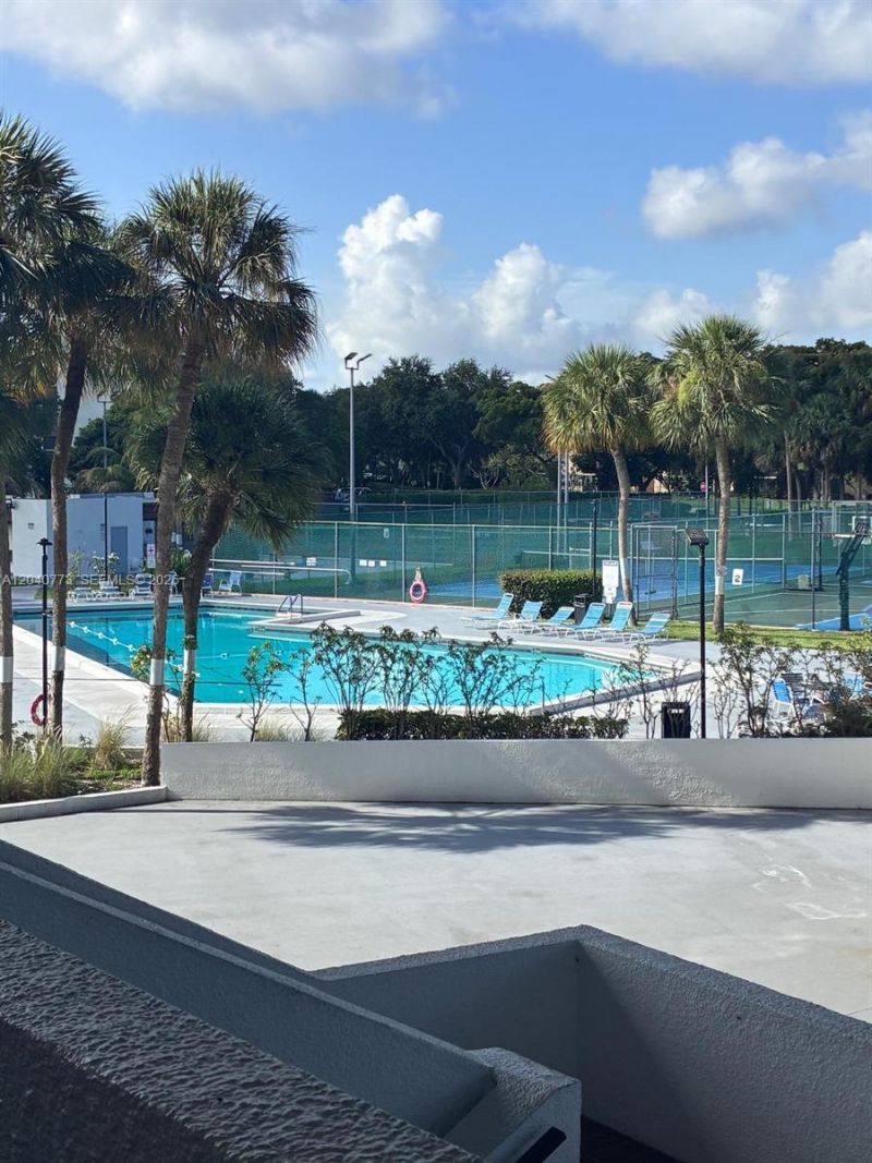 7011 Environ Blvd, Unit 412, Lauderhill, FL 33319 Photo