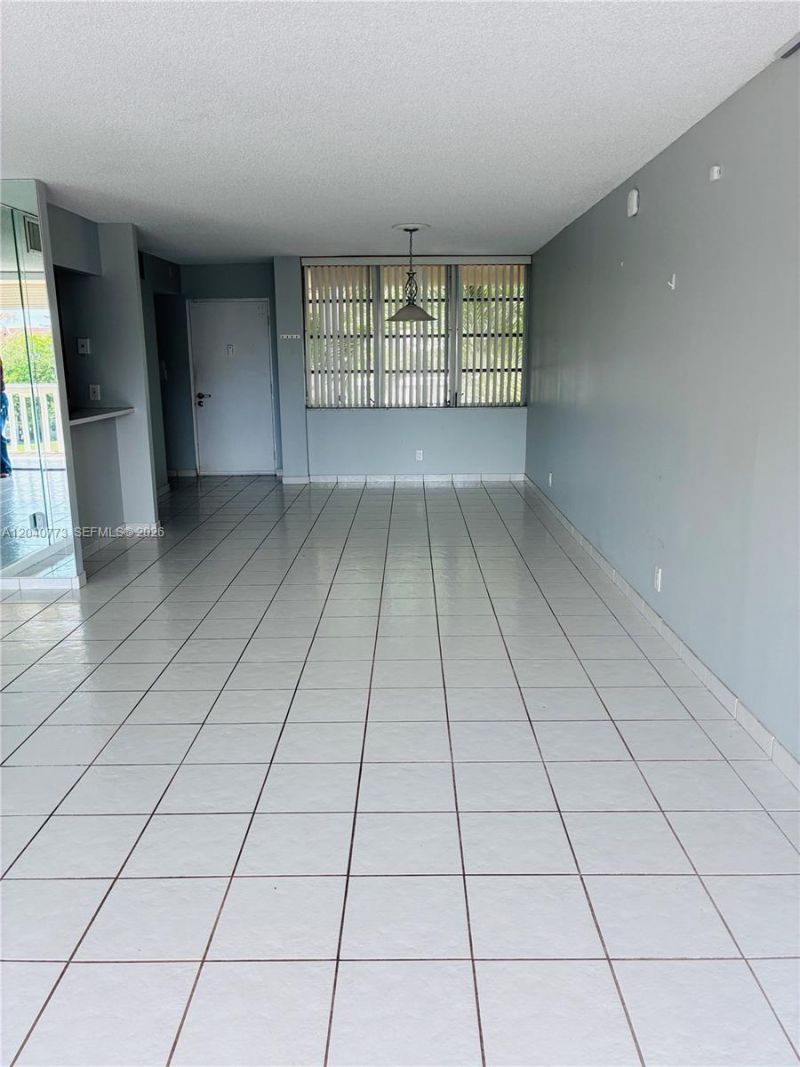 7011 Environ Blvd, Unit 412, Lauderhill, FL 33319 Photo