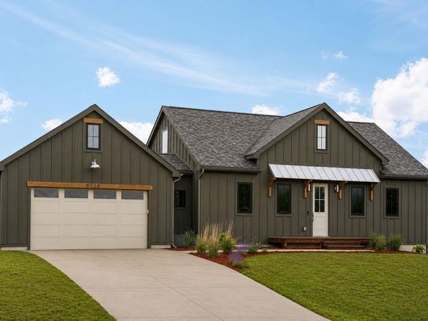 8558 Olivia Drive S, Maple City, MI 49664