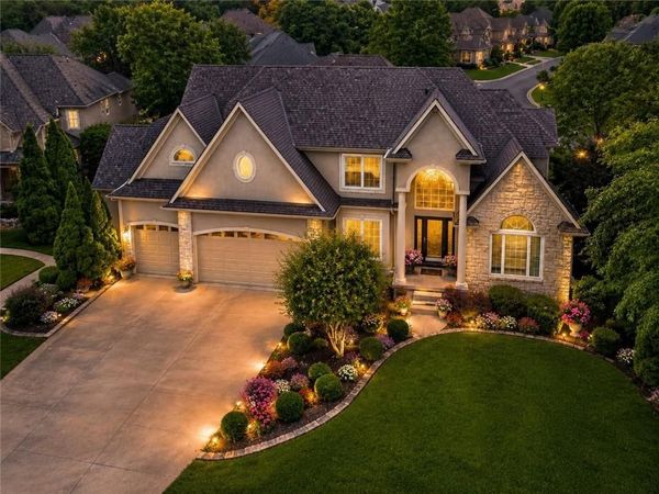 12302 W 139th Terrace, Overland Park, KS 66221