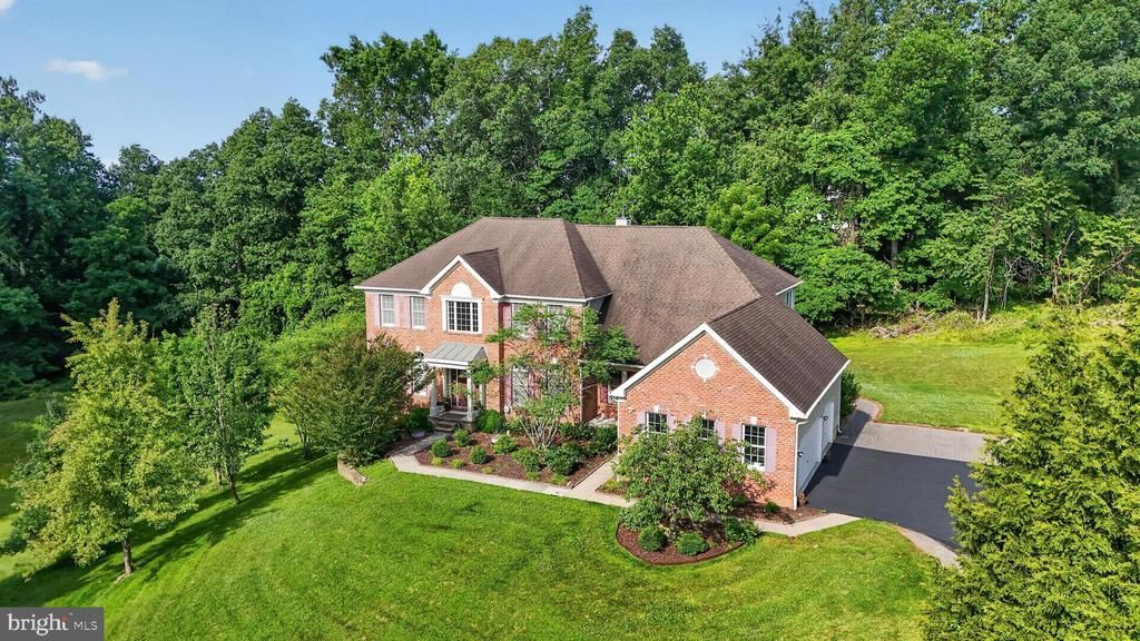 1464 STONINGTON , DOWNINGTOWN, PA 19335