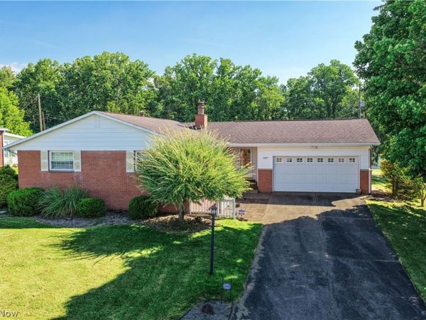 1507 43rd Street , Parkersburg, WV 26104
