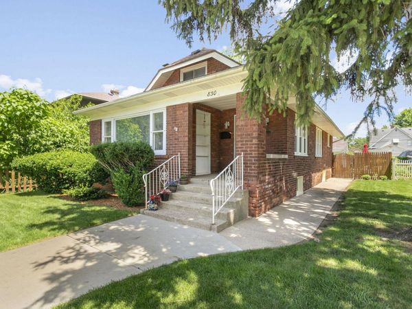 830 S 24th Street, South Bend, IN 46615
