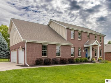 6808 Ridge Road, Lincoln, NE 68512