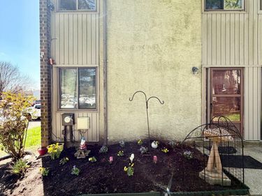 4936 OXFORD COURT, BENSALEM, PA 19020