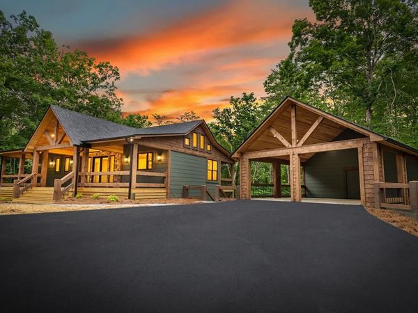 84 Shermans Court, Mccaysville, GA 30555