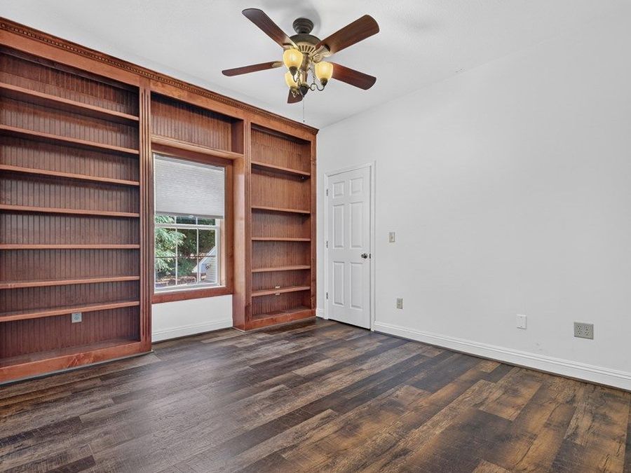 Property Image 38