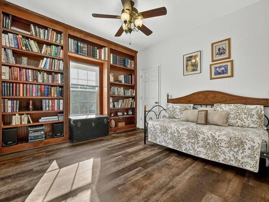 Property Image 39