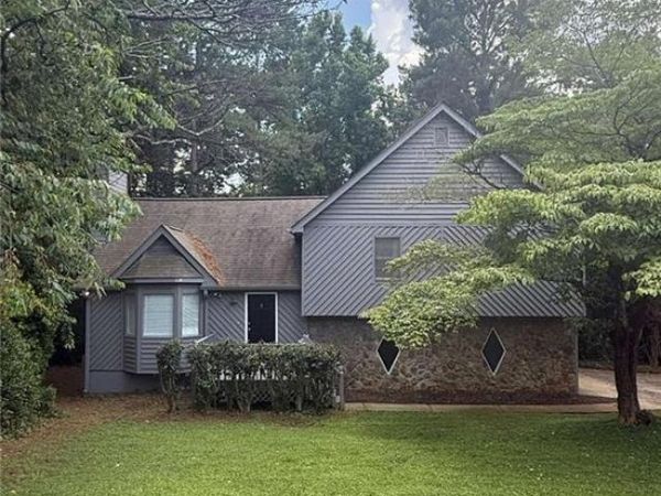 105 Arbour Run, Suwanee, GA 30024