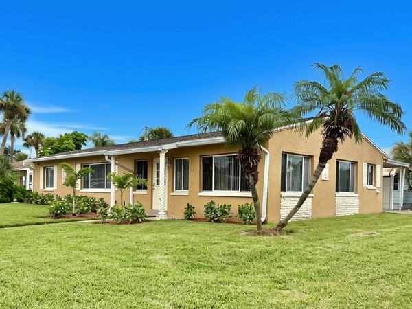 360 72ND AVENUE, ST PETERSBURG, FL 33706