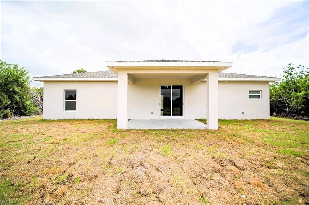 352 Labree Ave S, Lehigh Acres, FL 33974 Photo