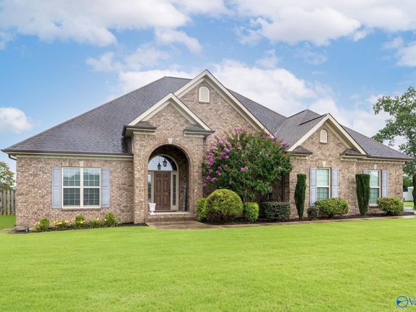 14772 Wildwood Drive, Athens, AL 35613